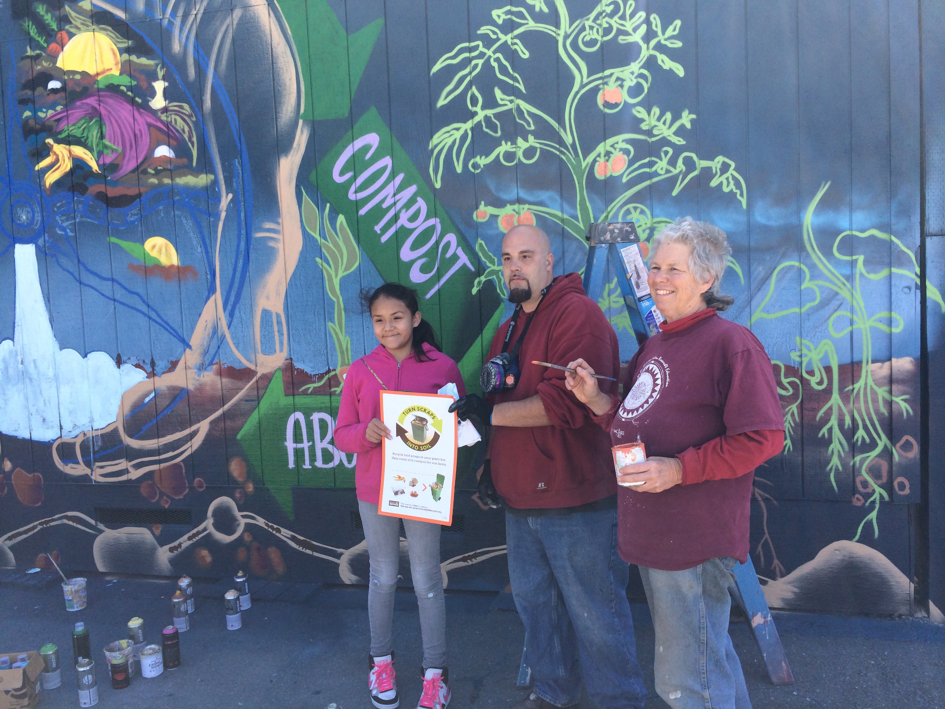 Artists, students and community residents pledge to start composting!